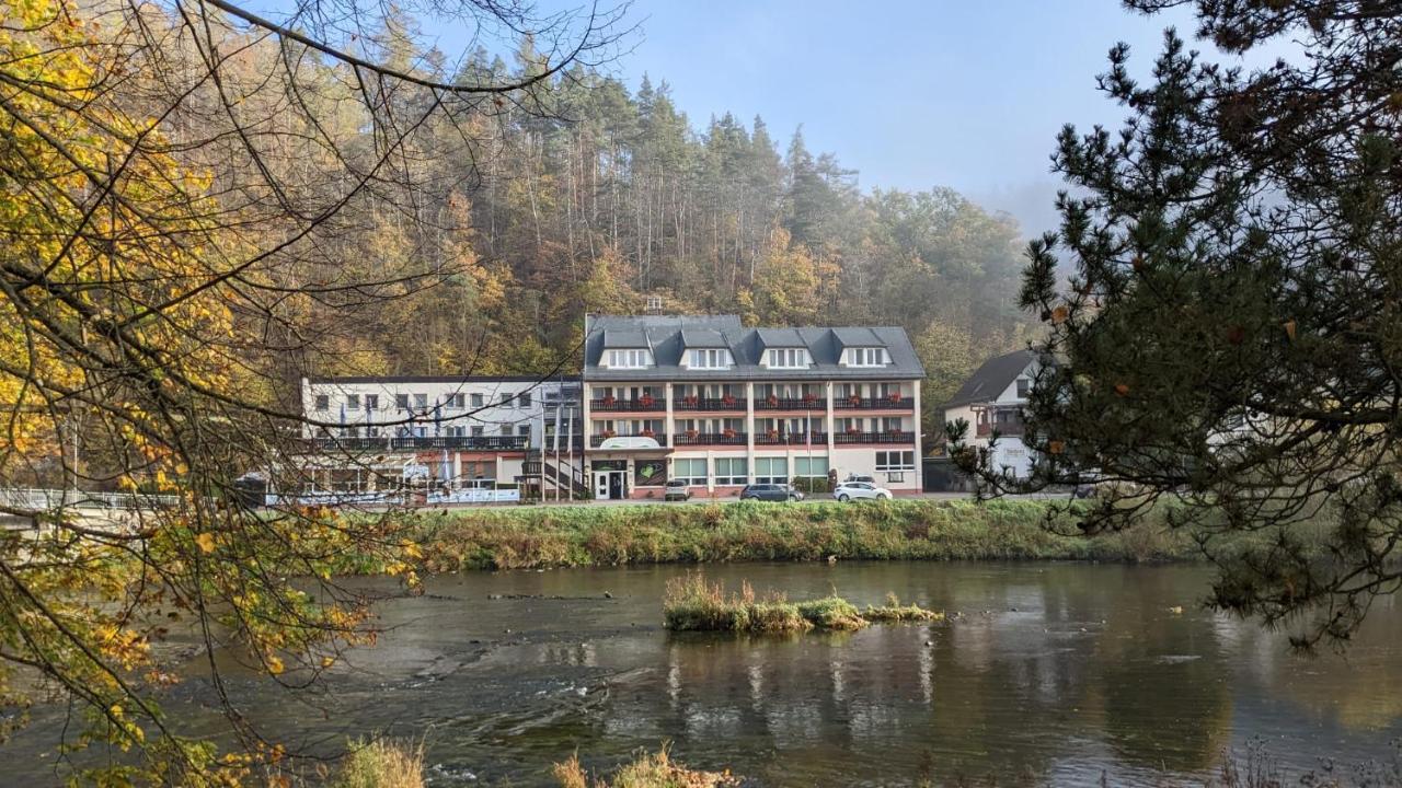 Hotel Am Schlossberg Ziegenrück Dış mekan fotoğraf